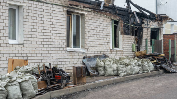24/7 Emergency Emergency Fire Cleanup experts in Champaign, IL